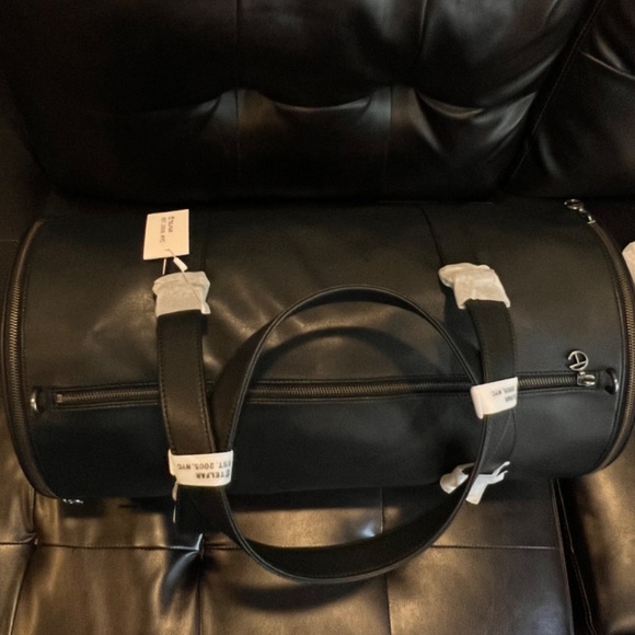 Large Telfar Duffle - Black NWT - Picture 3 of 16